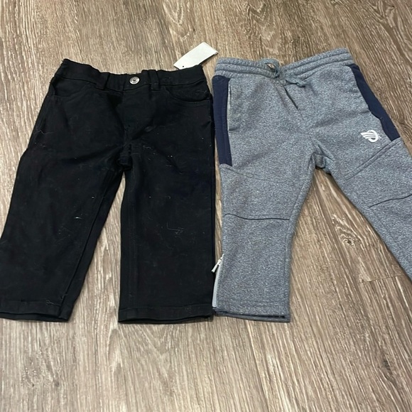 2 Pairs of Pants - Picture 1 of 3